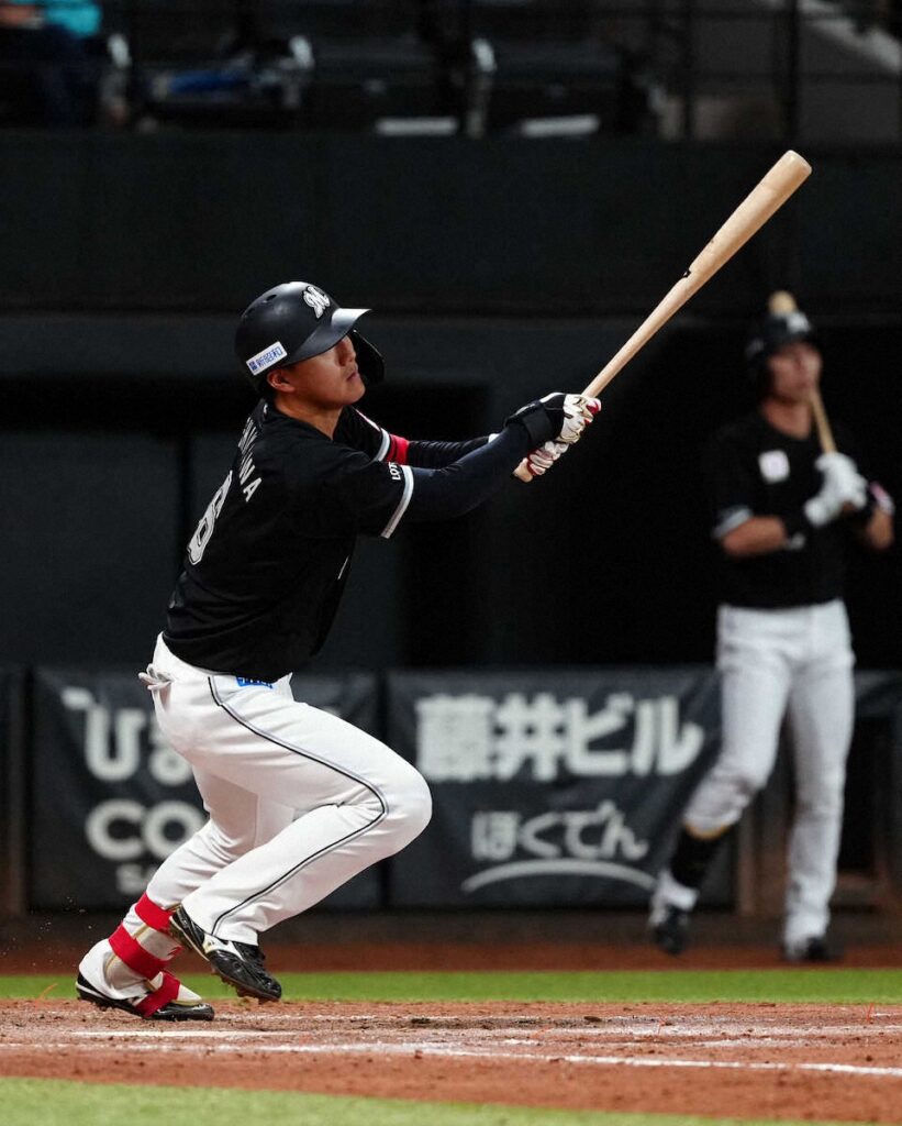 パ&新人61年ぶり快挙！ ロッテのドラフト1位・西川史礁が今季25本目の二塁打（スポニチアネックス） - Yahoo!ニュース - Yahoo!ニュース