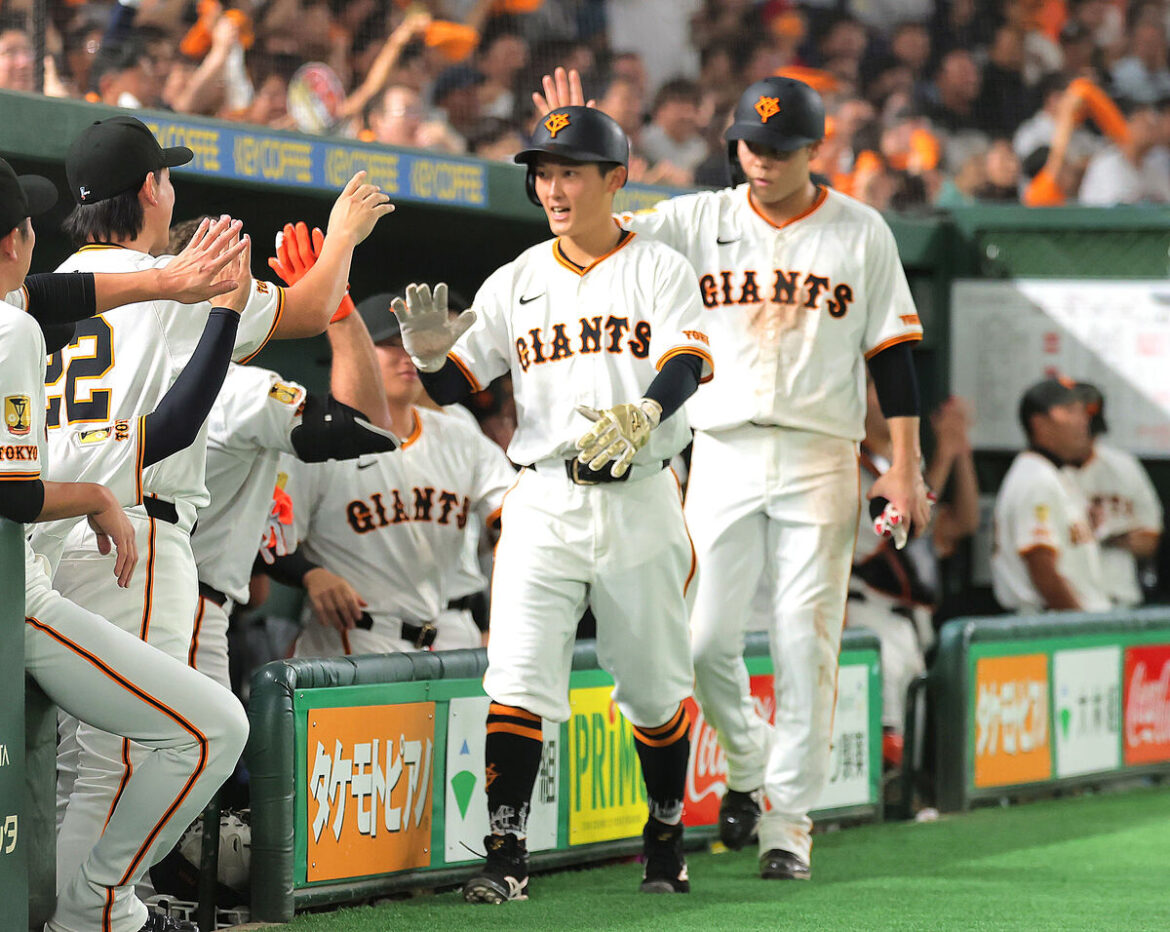 巨人ドラ２・浦田俊輔の心の支えはドラ５「（１軍で）一緒にやれたら最高」プロ初長打含む２戦連続マルチ＆４出塁（スポーツ報知） - Yahoo!ニュース - Yahoo!ニュース