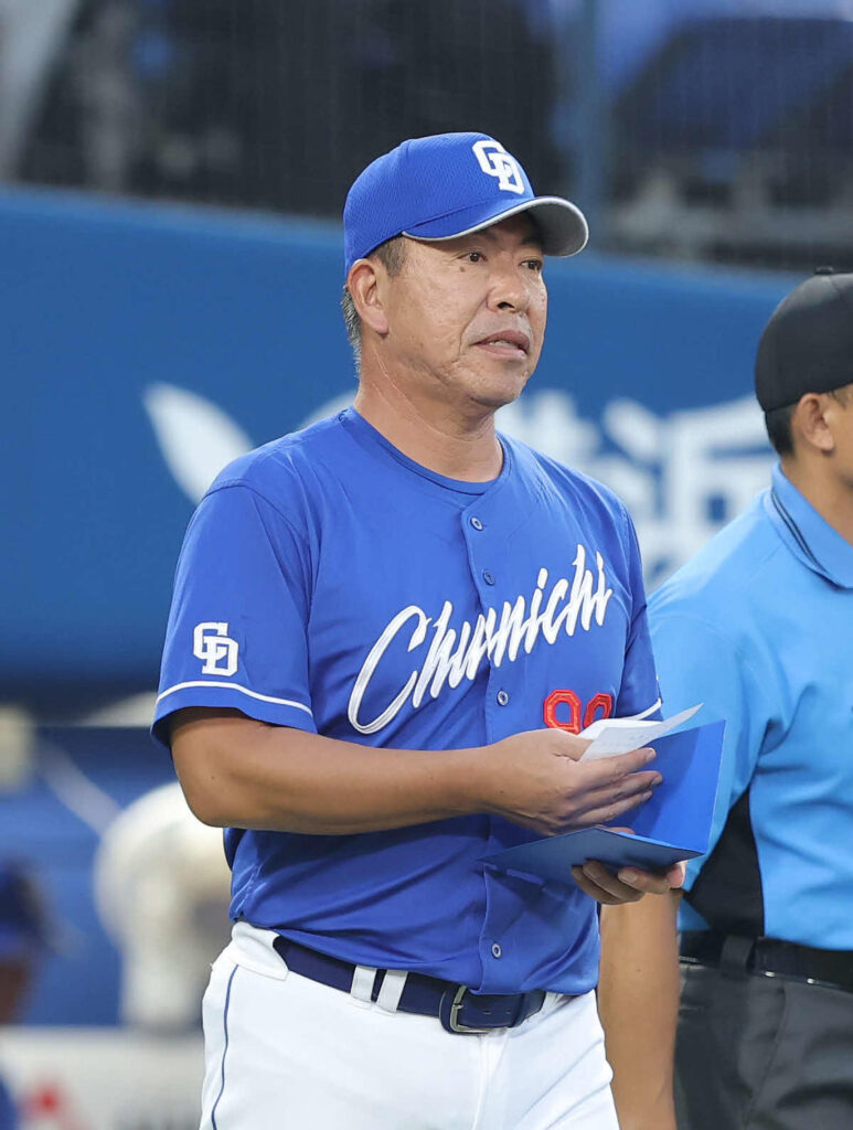 【中日】井上一樹監督が来季続投へ 主力の長期離脱相次ぐもベテラン先発陣を再生（日刊スポーツ） - Yahoo!ニュース - Yahoo!ニュース