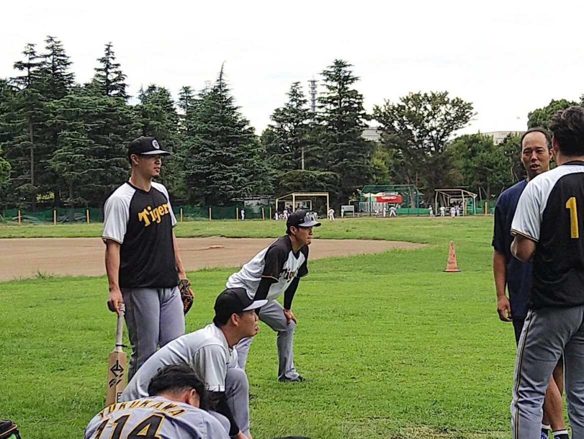 ヤクルト・青柳 古巣の阪神ナインや関係者にあいさつ詣で 佐藤輝を強烈いじり（デイリースポーツ） - Yahoo!ニュース - Yahoo!ニュース