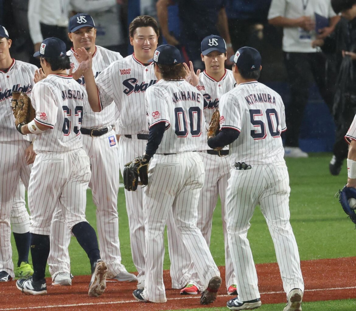 ヤクルト・高津監督 村上のスタメン落ちと欠場について言及（デイリースポーツ） - Yahoo!ニュース