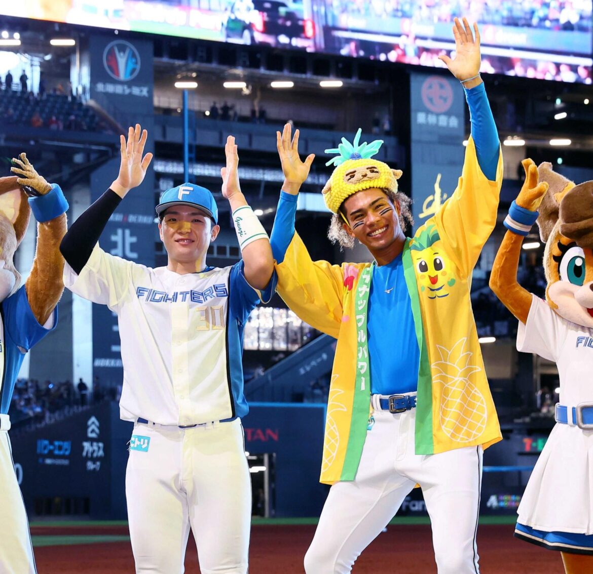 日本ハム 連勝で２・５差接近 新庄監督「まだまだチャンスある」伊藤を初中４日起用の大逆転プラン 残り８試合３度先発も（デイリースポーツ） - Yahoo!ニュース - Yahoo!ニュース