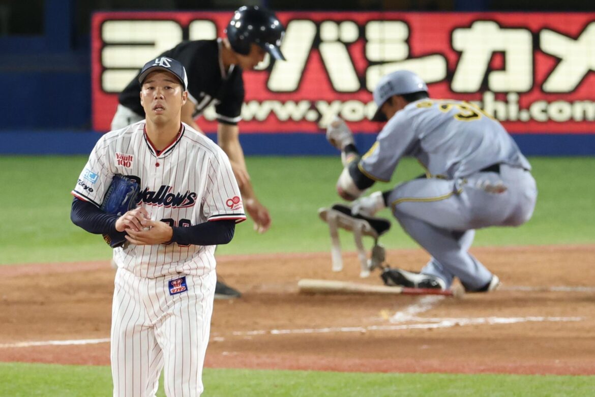 ヤクルト 青柳晃洋に阪神ファンがブーイング 小幡への死球で 試合前の温かいムードからは一変→異様な空気に（デイリースポーツ） - Yahoo!ニュース - Yahoo!ニュース