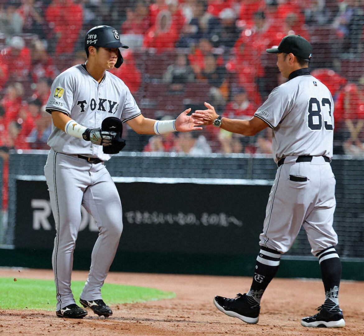 巨人・阿部監督 ドラ1石塚プロ初安打に「練習量は落とさないでずっとやってほしい」（スポニチアネックス） - Yahoo!ニュース - Yahoo!ニュース