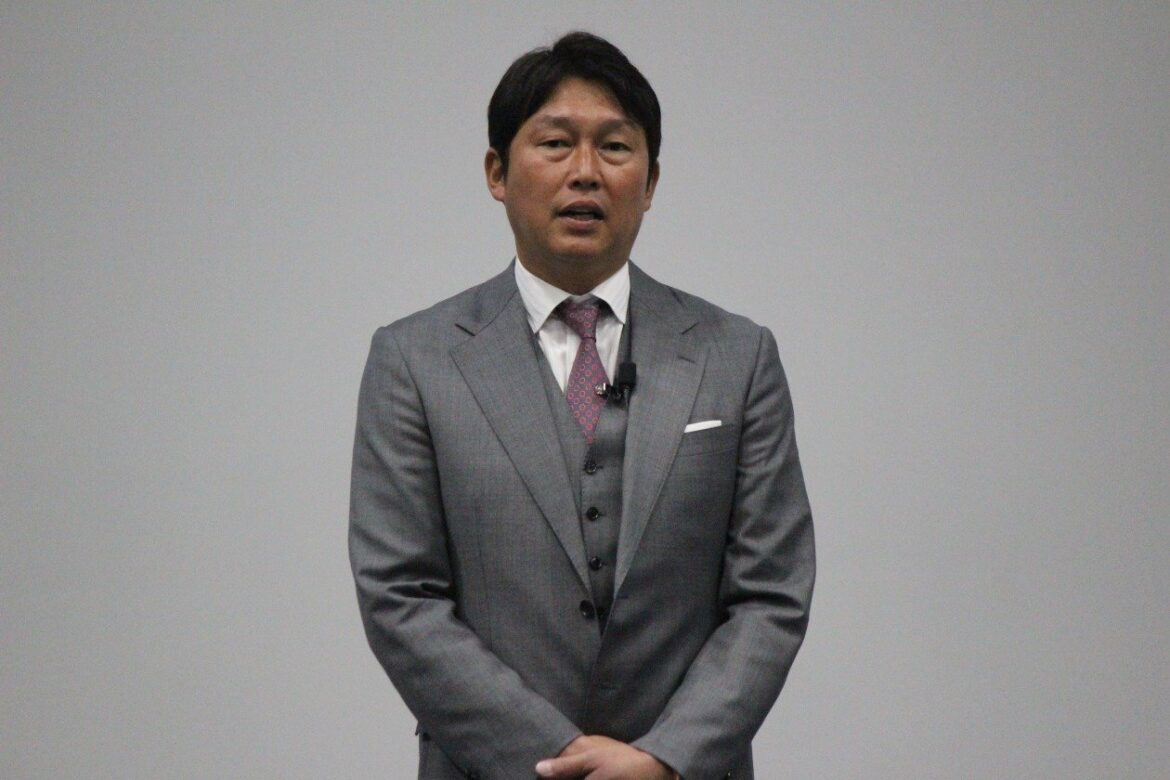 広島・新井監督が続投へ！2年連続のBクラス確定も就任4年目のシーズンで巻き返しなるか（高校野球ドットコム） - Yahoo!ニュース - Yahoo!ニュース