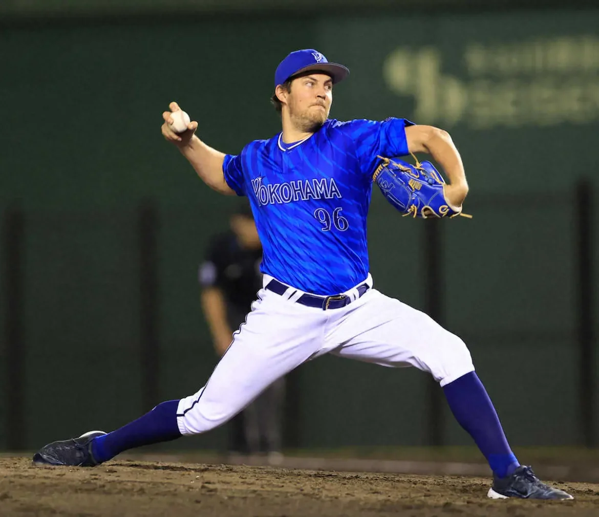 DeNA　体調回復のバウアー、ライブBP登板　4打者と対戦し複数安打許すもCSへ前進！ - スポニチ Sponichi Annex 野球