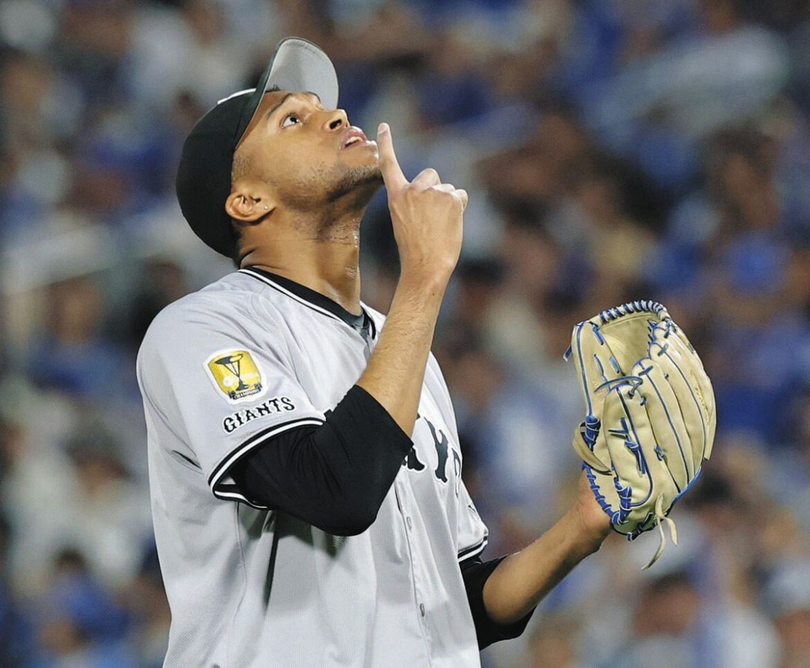 巨人・マルティネス、中日・松山と並び45セーブ目で年間最多に王手「松山選手は彼の仕事をして、自分は自分の仕事をする」（中日スポーツ） - Yahoo!ニュース - Yahoo!ニュース