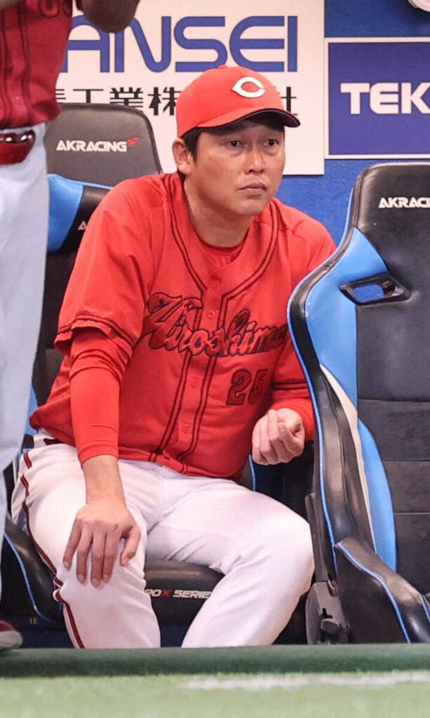 広島・新井貴浩監督「来年は喜ばせたい」 関東の球場で今季9勝26敗1分けと苦戦も声援に感謝（スポニチアネックス） - Yahoo!ニュース - Yahoo!ニュース
