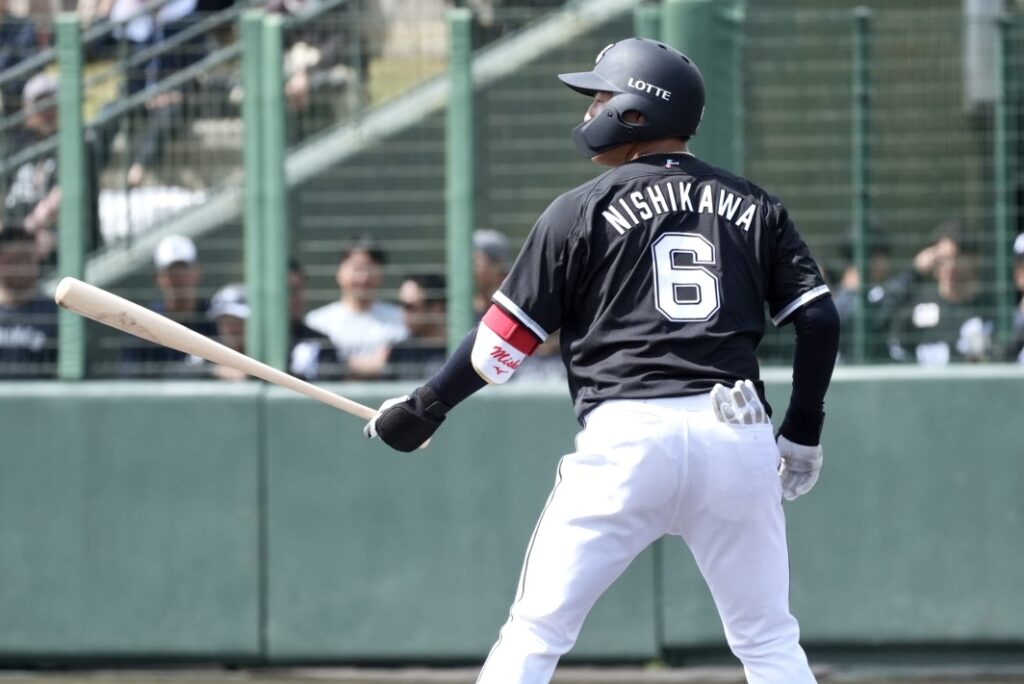 新人王期待のロッテ・西川史礁「上手く修正してなんとか2安打、打つことが出来ました」今季39度目のマルチ！（ベースボールキング） - Yahoo!ニュース - Yahoo!ニュース