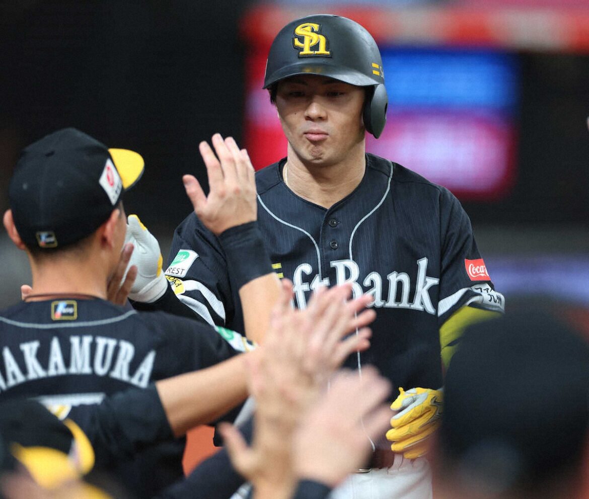 ソフトバンク・佐藤直樹 サイクル惜し~い!プロ初の4安打 「ピンチやぞ」小久保監督の激励に応えた(スポニチアネックス) – Yahoo!ニュース – Yahoo!ニュース ソフトバンク・佐藤直樹 サイクル惜し~い!プロ初の4安打 「ピンチやぞ」小久保監督の激励に応えた(スポニチアネックス) - Yahoo!ニュース - Yahoo!ニュース