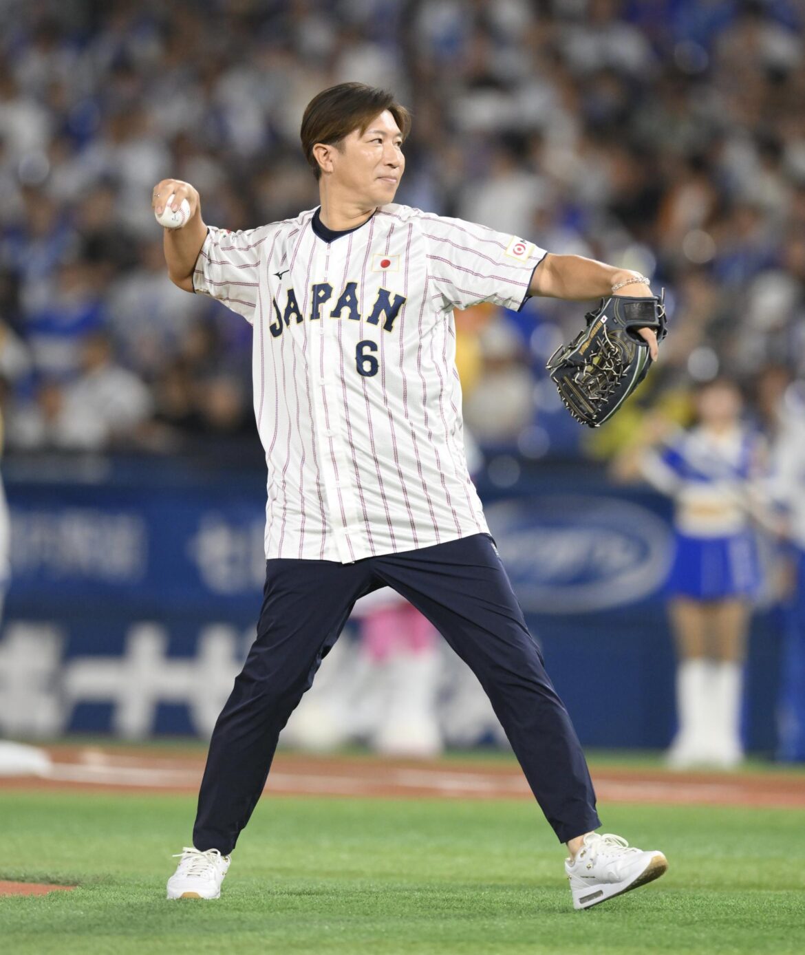 「現役の頃より若く見える」久々登場の球団ＯＢにＤｅＮＡファン沸く「爽やかすぎて分からんかった」「来季ユニ着て」（デイリースポーツ） - Yahoo!ニュース - Yahoo!ニュース