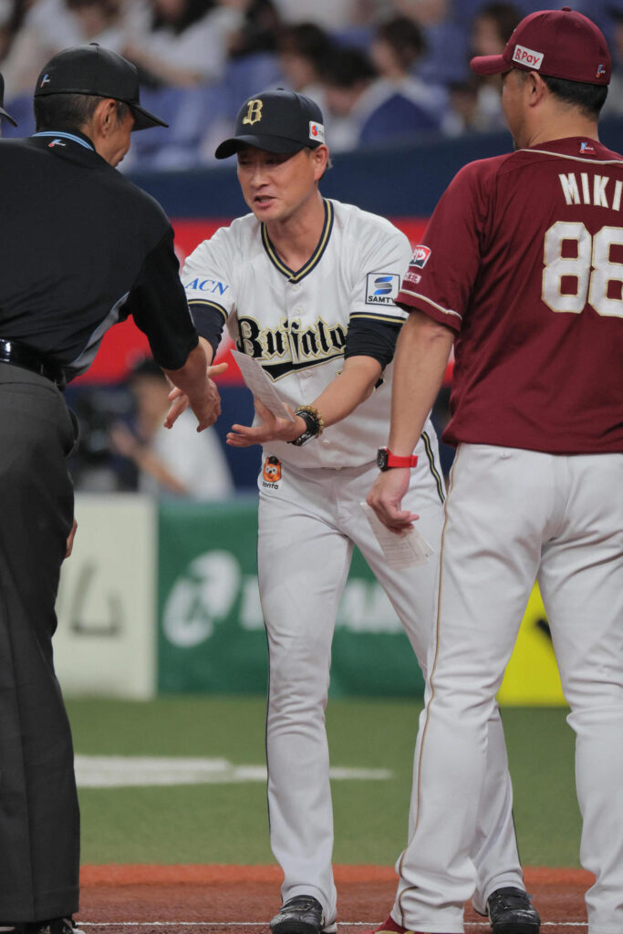 【オリックス】岸田護監督が来季続投「身が引き締まる思い」福良GM、小浜球団本部長の要請承諾（日刊スポーツ） - Yahoo!ニュース - Yahoo!ニュース