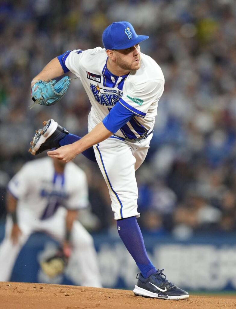 DeNA・ケイ、球団歴代最高の防御率1・74 1960年の秋山登を超え「記録をつくれたことは非常に光栄」（サンケイスポーツ） - Yahoo!ニュース - Yahoo!ニュース