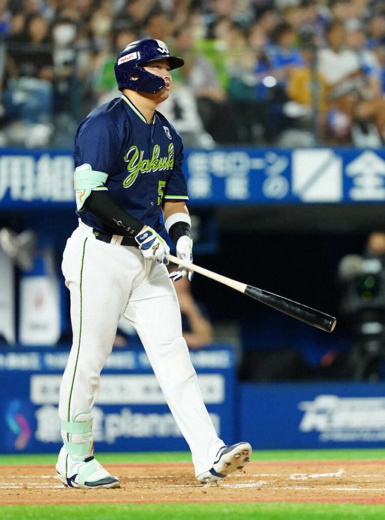ヤクルト・村上宗隆 確信歩きの21号2ラン「早いイニングで勝ち越せて良かった」通算250号に残り5本（スポニチアネックス） - Yahoo!ニュース - Yahoo!ニュース