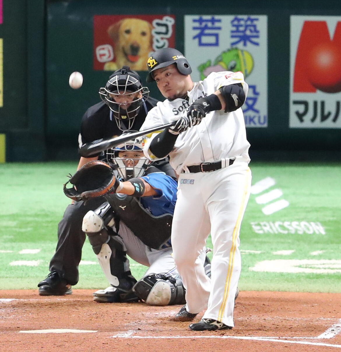 【ソフトバンク】山川穂高が復調アーチ「この感覚大事に」極端な右足重心 小久保監督もうなずく（日刊スポーツ） - Yahoo!ニュース - Yahoo!ニュース