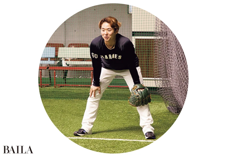 始球式前に、屋内練習場で投球練習！