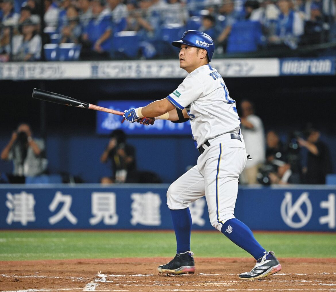 ６回裏２死、ＤｅＮＡ・筒香が左越えソロを放つ