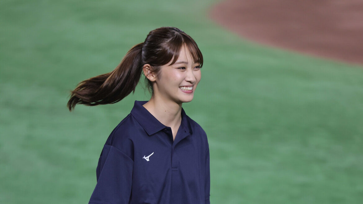 ずっと笑顔…日テレ新人アナ・五十嵐にいかアナが「ジャイアンツカップ」で見せたフレッシュな姿 - ライブドアニュース