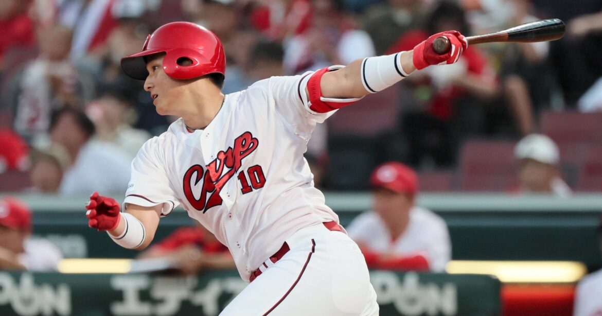 「今までで一番きつかった」県岐阜商OBのカープ佐々木泰がドラフト1位でプロ入りすると決めたコロナ禍の最後の打席 - プロ野球 - Number Web