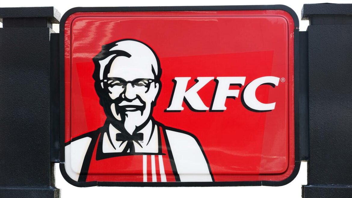 あれから阪神ファンはおとなしくなった…阪神の暗黒時代を誘引した「カーネル・サンダースの呪い」の後日談 再び日本一になった2024年、住吉大社で供養された | PRESIDENT Online(プレジデントオンライン) あれから阪神ファンはおとなしくなった…阪神の暗黒時代を誘引した「カーネル・サンダースの呪い」の後日談 再び日本一になった2024年、住吉大社で供養された | PRESIDENT Online(プレジデントオンライン)