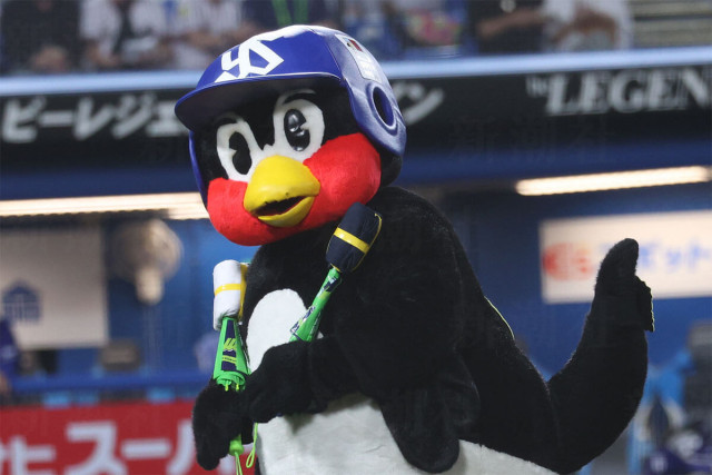 「また内部昇格か…」 ヤクルト来季指揮官に「池山二軍監督」が最有力で広がる失望 イースタンリーグでも“ビリ独走” 過去には外様の「広岡、野村」で黄金期が(デイリー新潮)|dメニューニュース – dメニューニュース 「また内部昇格か…」 ヤクルト来季指揮官に「池山二軍監督」が最有力で広がる失望 イースタンリーグでも“ビリ独走” 過去には外様の「広岡、野村」で黄金期が