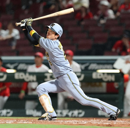 阪神・近本光司 「最多安打」の勲章へ再出発!先発復帰即2安打でリーグトップの広島・小園に5本差