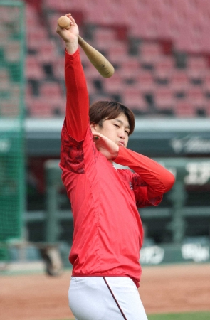 広島・小園海斗 自身初の打撃3冠が目前も自然体を強調「気にしてない。獲れたらいいんですけどね」 – dメニューニュース 広島・小園海斗 自身初の打撃3冠が目前も自然体を強調「気にしてない。獲れたらいいんですけどね」