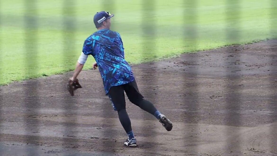 2025.09.07 くふうハヤテ-埼玉西武 #川野涼太 守備練習 (ちゅ～るスタジアム清水)