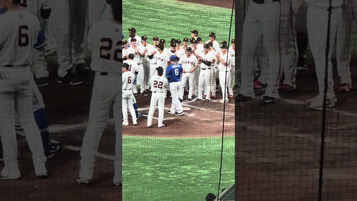 引退する中田翔を胴上げ！巨人と中日がサプライズ演出！ #中日ドラゴンズ #プロ野球 #中田翔