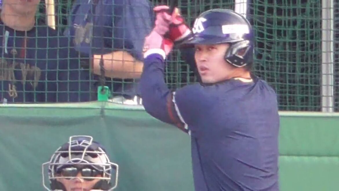 2025年9月30日 東京ヤクルト・濱田 太貴 選手の試合前フリー打撃練習