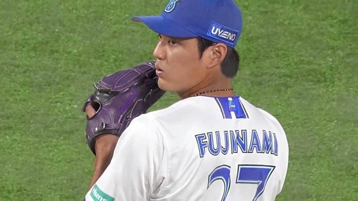 【藤浪晋太郎】中継ぎで登場し、盛り上がるハマスタ！…2失点を喫し、降板時に何度も首をかしげる藤浪(2025.9.29/横浜スタジアム）