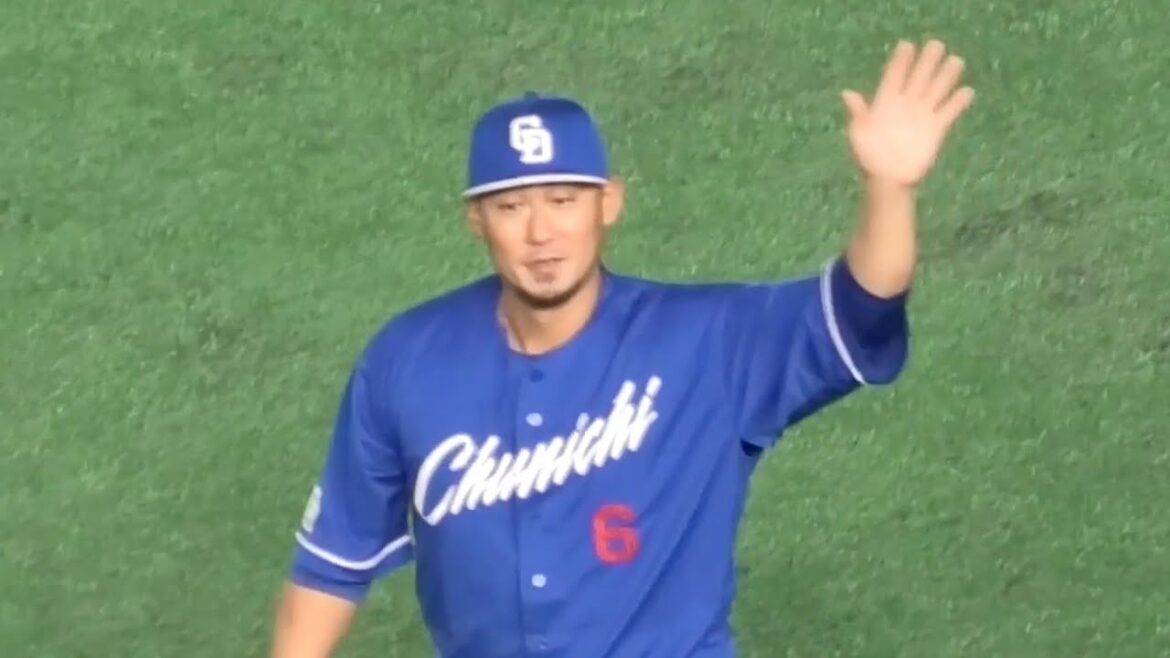 現役ラストの中田翔へサプライズの引退セレモニー！試合後にグラウンドを一周、両軍ファンからの「中田コール」で東京ドームがどよめく！2025年10月1日
