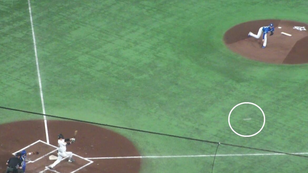 巨人 中山礼都 先制2点タイムリーヒット　巨人 vs 中日　2025年10月1日(水)　東京ドーム