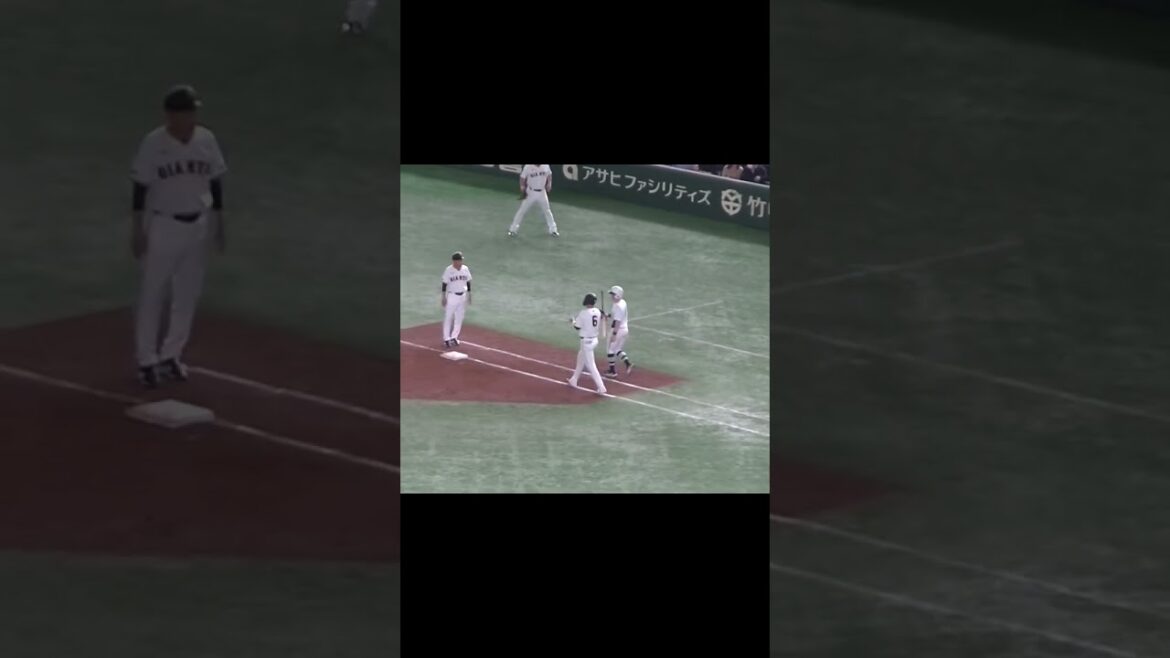 坂本勇人 満塁から押し出しフォアボールを選ぶ【読売ジャイアンツ対千葉ロッテマリーンズ2024年6月4日】