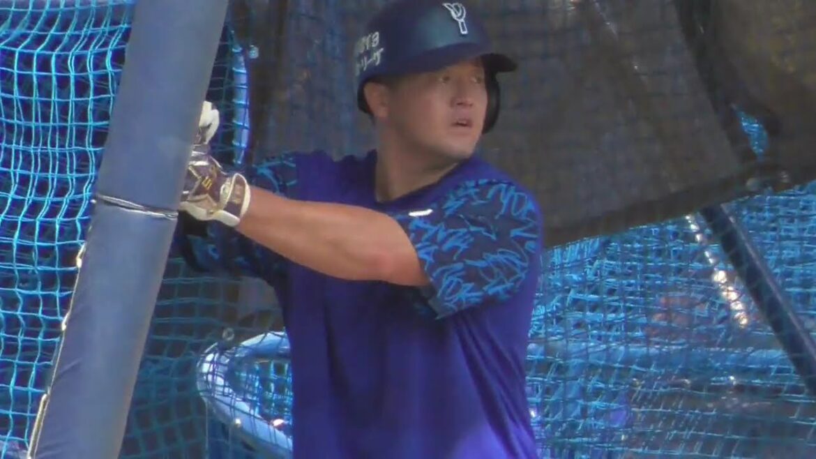 2025年10月 DOCK OF BAYSTARS YOKOSUKA・ 牧 秀悟 選手のフリー打撃練習風景