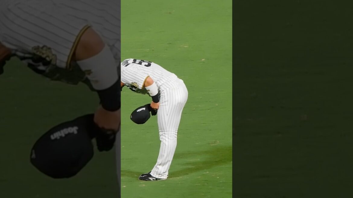 【最終戦で1号】スリーランを放ちファンの歓声に応える前川右京