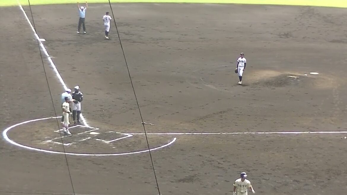 済美 田河 悠斗くん二塁にランナー送られるが3番 高畑 知季 くんを三振【夏の甲子園2025 東洋大姫路 対 済美高校2025年8月8日】