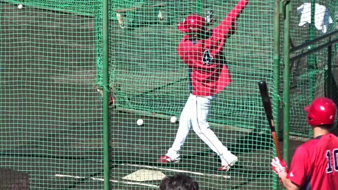 2025年10月みやざきフェニックスリーグ 広島東洋・矢野 雅哉 選手のフリー打撃練習