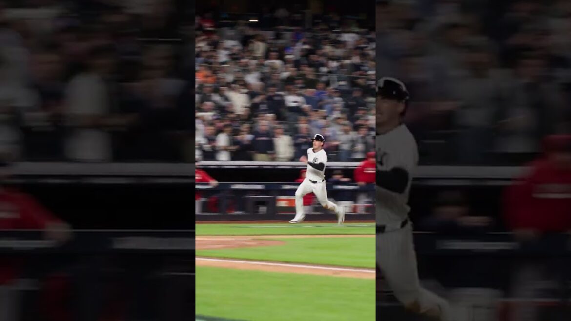 Amed Rosario drives in the first run of Game 3! #Postseason