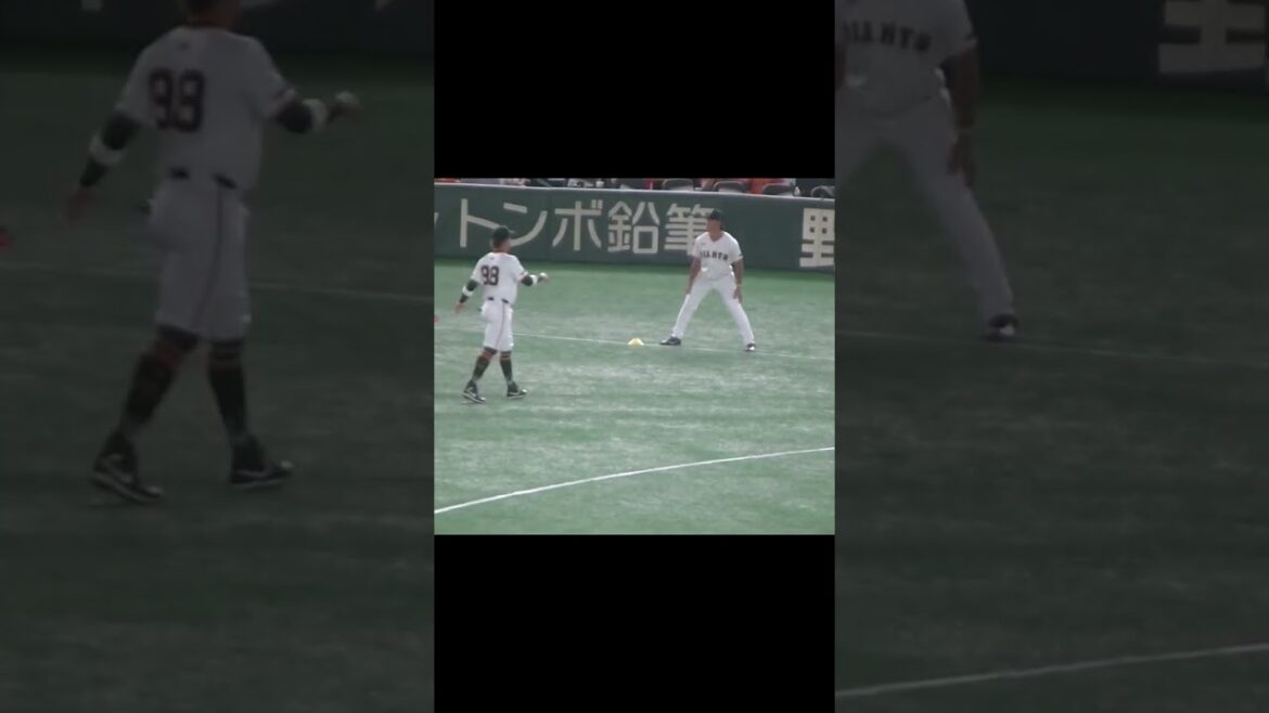 中田歩夢やウレーニャなど試合前のウォーミングアップ（読売ジャイアンツ 対 楽天ゴールデンイーグルス 2024年9月22日）