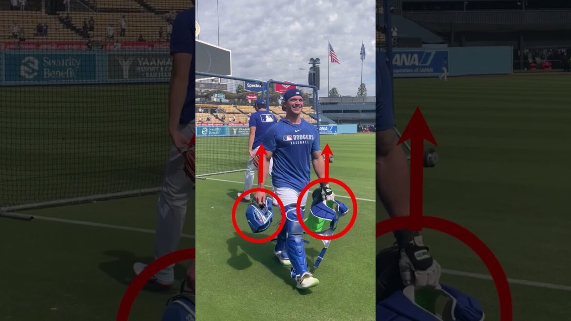 肩すくめてウィルをからかう大谷さん🤣 肩すくめてウィルをからかう大谷さん🤣