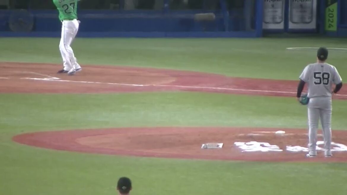 中村悠平を三振にとるジャイアンツ船迫大雅（2024年7月5日ヤクルトスワローズ対 読売ジャイアンツ）