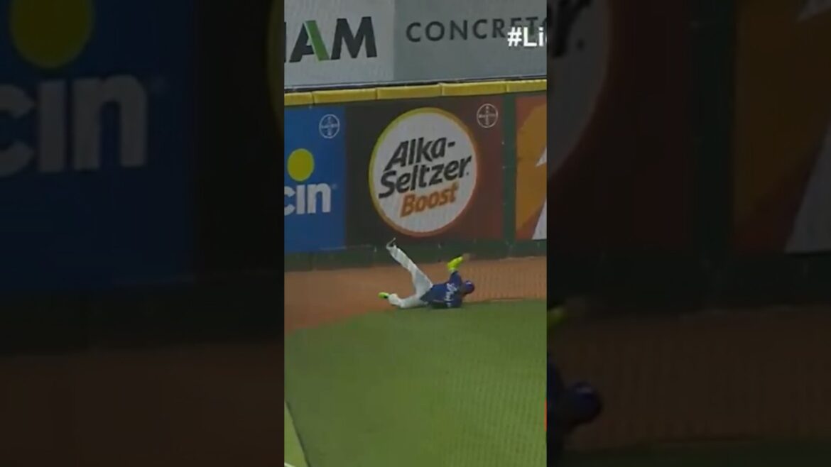 #MelRojasJr HACE TREMENDA JUGADA Y COMPLETA UN DOBLE PLAY DE #24K