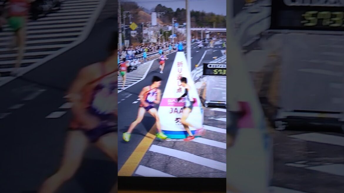 4区 鶴谷ターンを決める 一ノ瀬來祈(熊本) 石川浩輝(長野) 森本守勇(福岡) #全国男子駅伝 #ekiden #駅伝