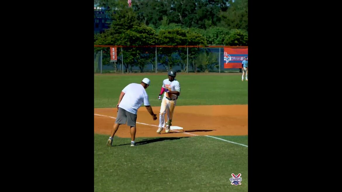 Miguel Acosta CRUSH an OPPO TACO 🌮💣345 ft to right field —