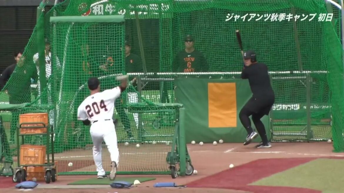 【秋季キャンプ】柵越え披露 "岡本和真"打撃練習【巨人】【初日】