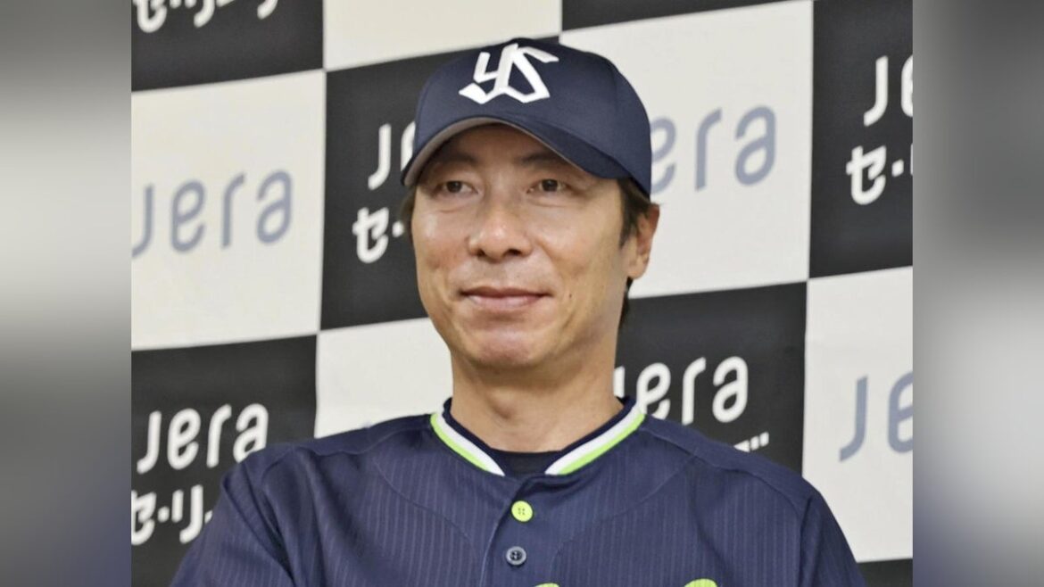 ヤクルト高津監督、今季限りの退任を発表…後任の有力候補は池山二軍監督 - 読売新聞オンライン
