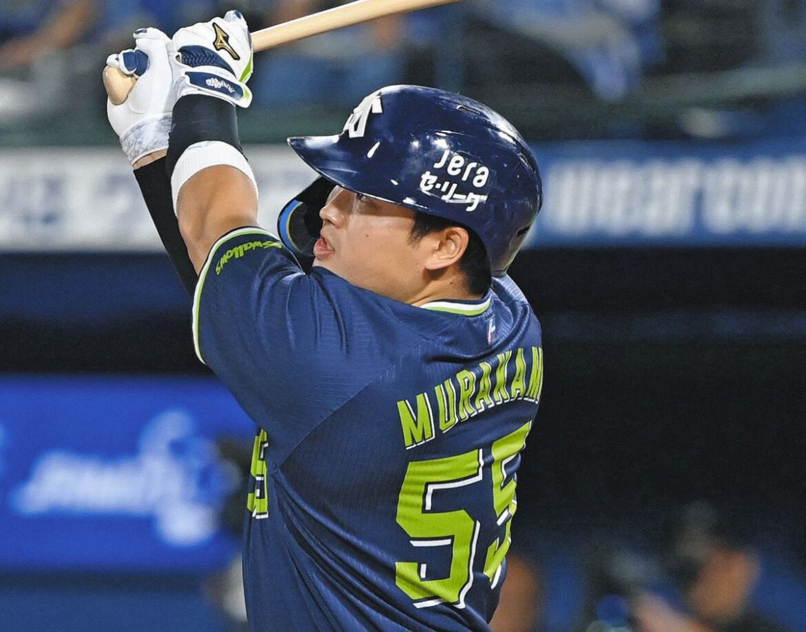 ヤクルト・村上宗隆、豪快21号2ラン DeNAの2番手・篠木の直球を右翼ポール際に運ぶ（中日スポーツ） - Yahoo!ニュース - Yahoo!ニュース