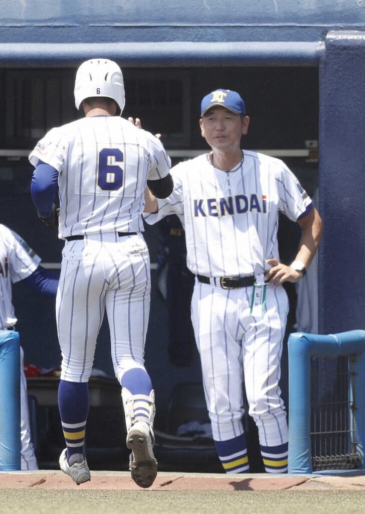 ヤクルト・田中陽翔の恩師、健大高崎・青柳博文監督「まだ続きがありましたね。ビックリ」（スポニチアネックス） - Yahoo!ニュース - Yahoo!ニュース