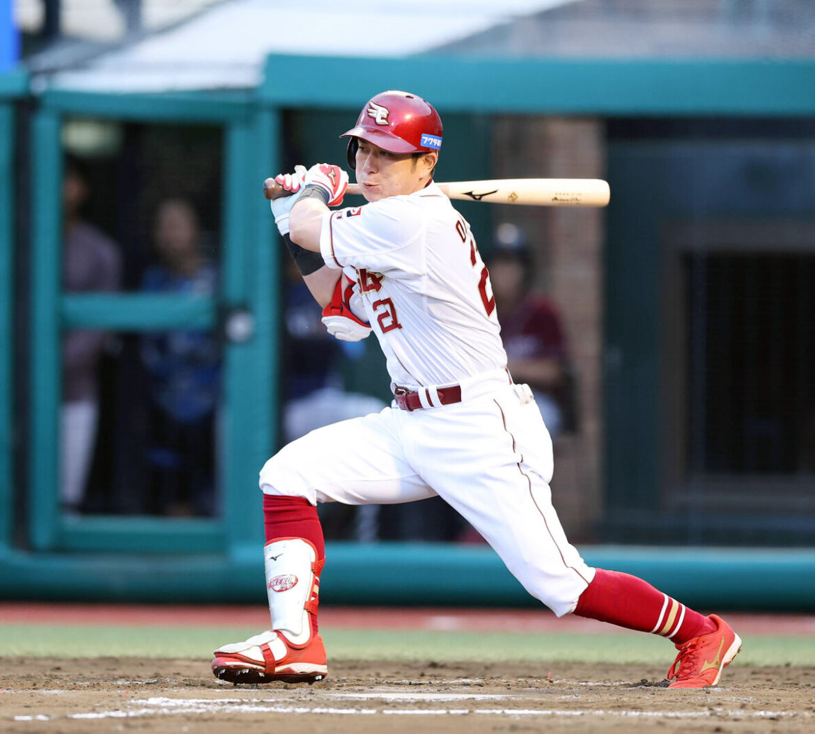 ８回無死、代打・岡島豪郎が中前安打